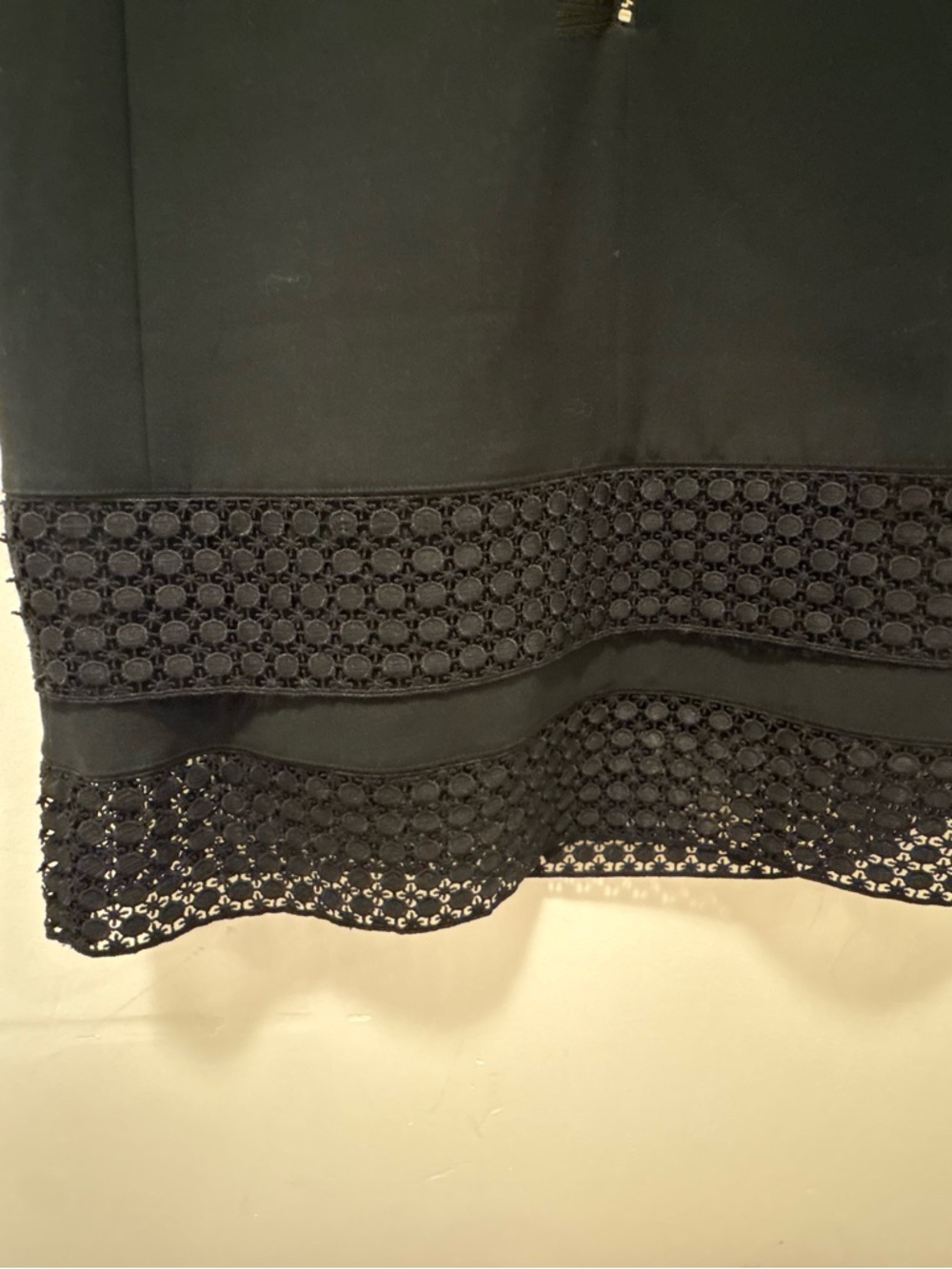 Banana Republic Black Shift Dress | Sleek Sleeveless Minimalist Lace Hem LBD - Picture 8 of 9